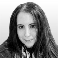 Experta internacional en pagos y cobros Staff